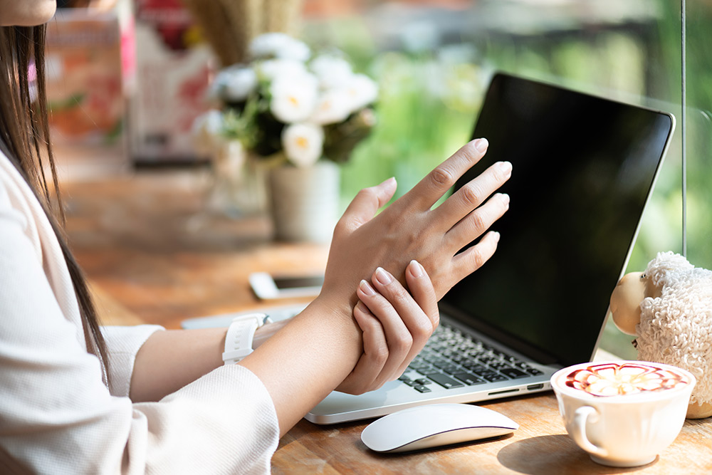 Carpal Tunnel - Signs, Symptoms, Treatment